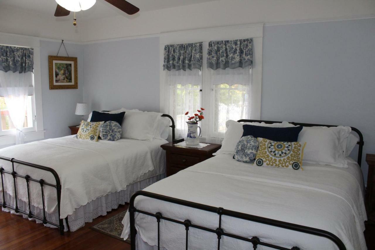 Lady Geneva Bed & Breakfast Medford Eksteriør billede